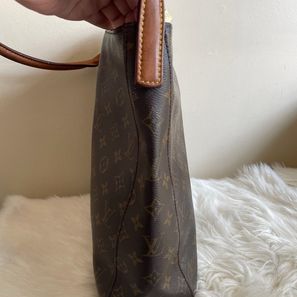 Looping - Picture 2 of 9